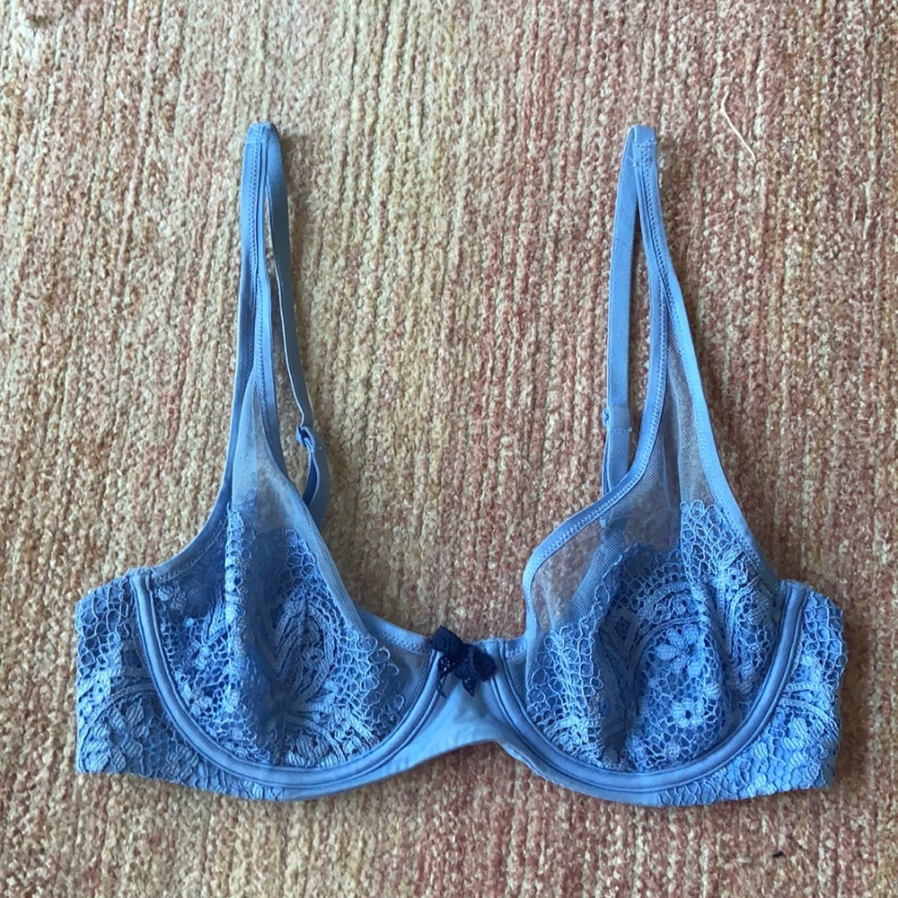 Victorio secret bra